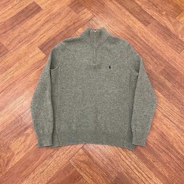 폴로 반집업 니트