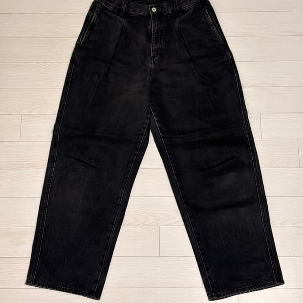 유니클로U 흑청 데님 와이드 벌룬핏 팬츠(28)