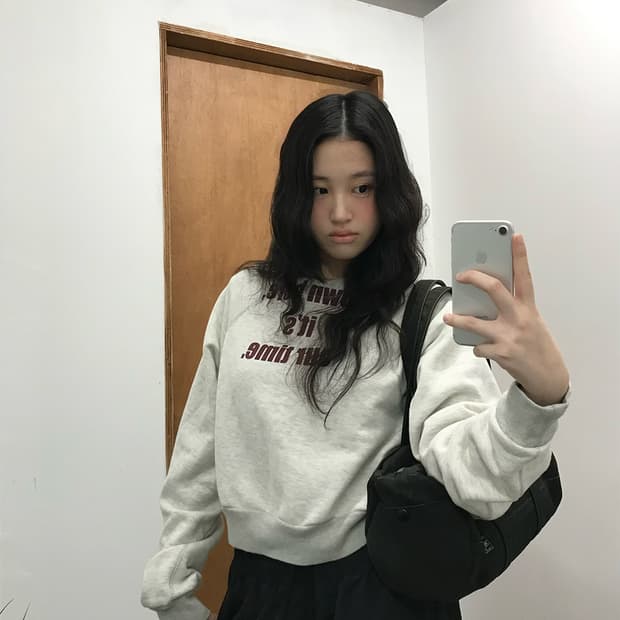 빔즈보이 BEAMS BOY Message Crewneck