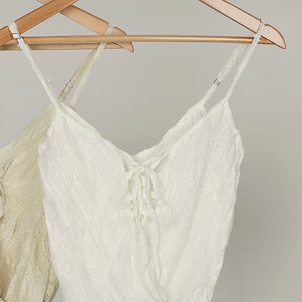 레이스 아일렛 레이어드 뷔스티에