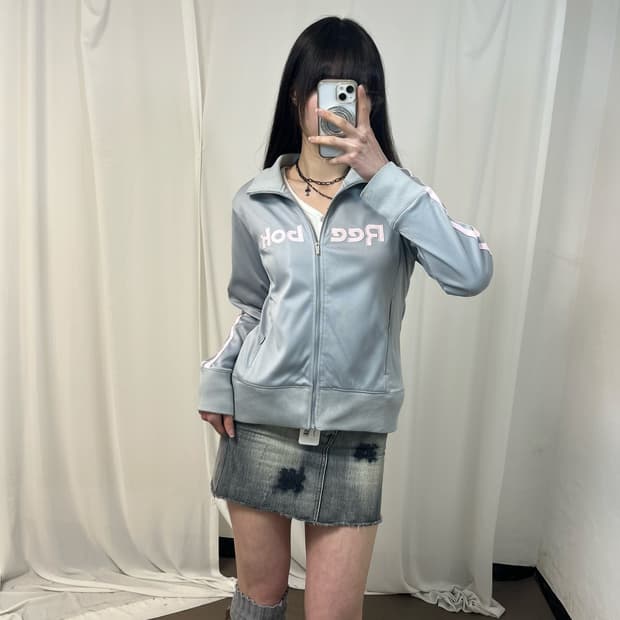 Reebok grey pink jersey