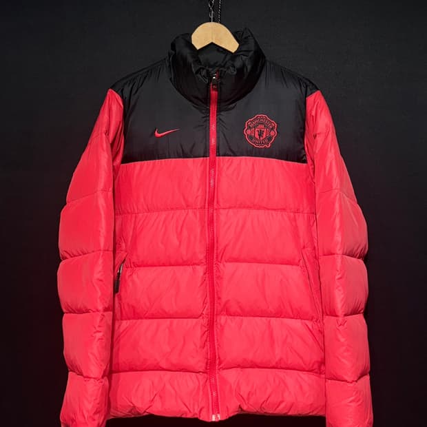 나이키 맨체스터 유나이티드 다운 패딩