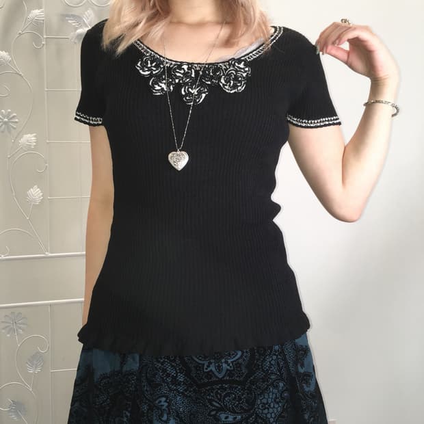 pn vintage black flower slim frill knit