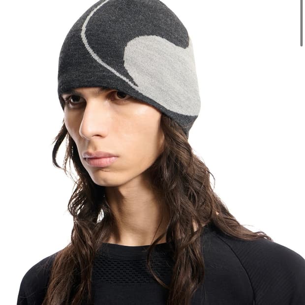 로아 x 아워레가시 워크샵 로고 울 비니 슬레이트