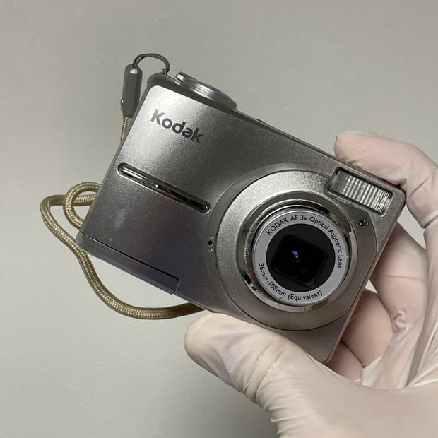 코닥 이지쉐어 C713 카리나 디카 빈티지디카 디지털카메라