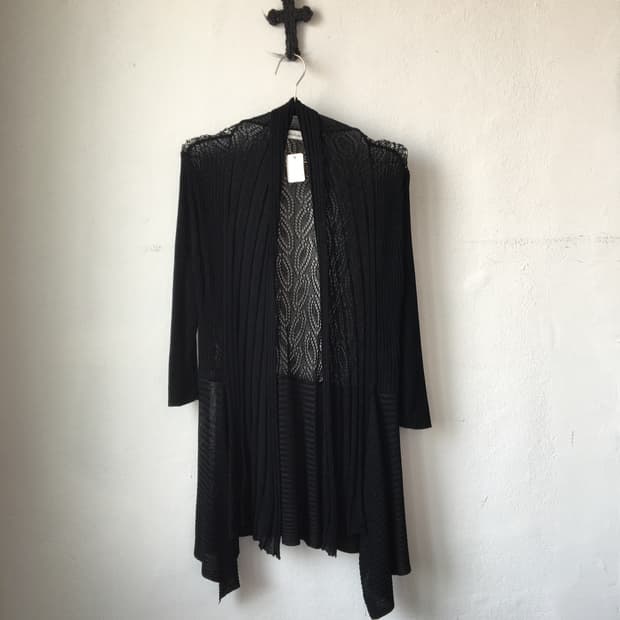 Back punching pattern open cardigan