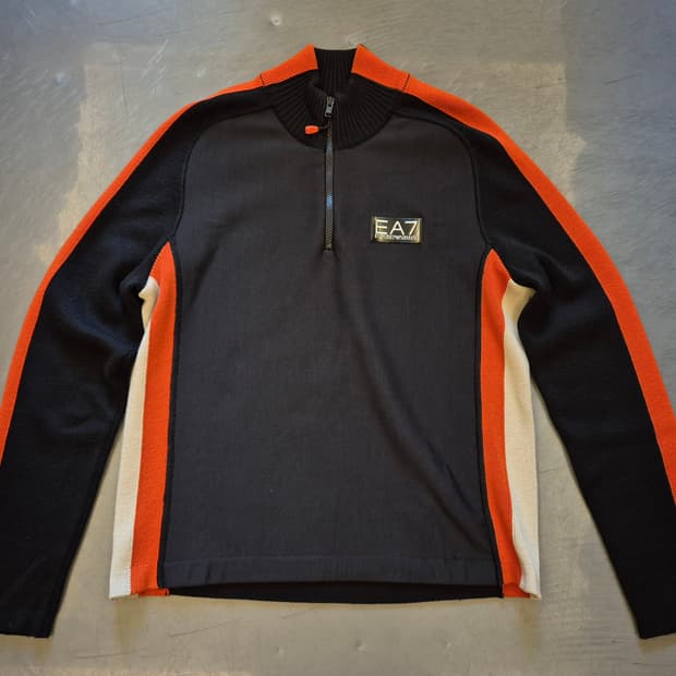 엠포리오아르마니 EA7 니트 짚업