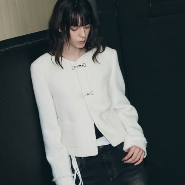 (새상품) 레더리 후크 트위드 자켓 [IVORY] 판매