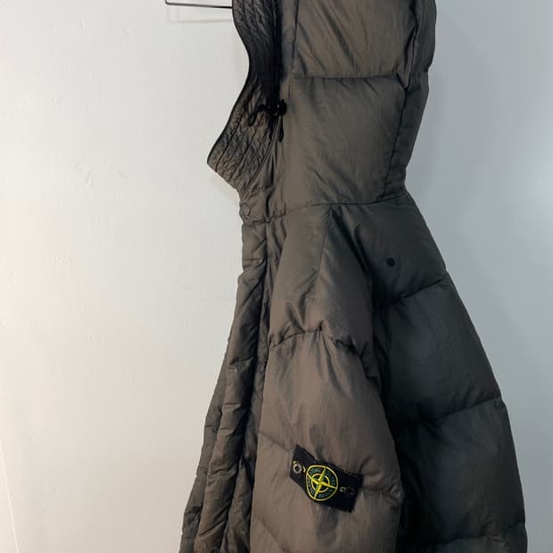 올드 스톤 아일랜드 크링클랩스 패딩 