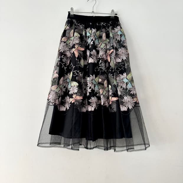 Organza flower & butterfly skirt 