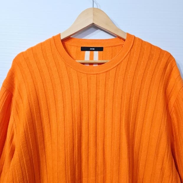 한섬 시스템 SYSTEM 오렌지색 니트 105