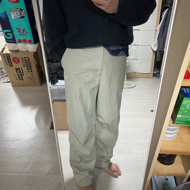 유니클로 파라슈트 팬츠 3사이즈 허리 85cm