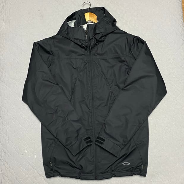 오클리 신슐레이터 바람막이