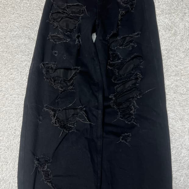 [2] 에모스탠스클럽 디스트로이드 배기 와이드진 블랙 V1