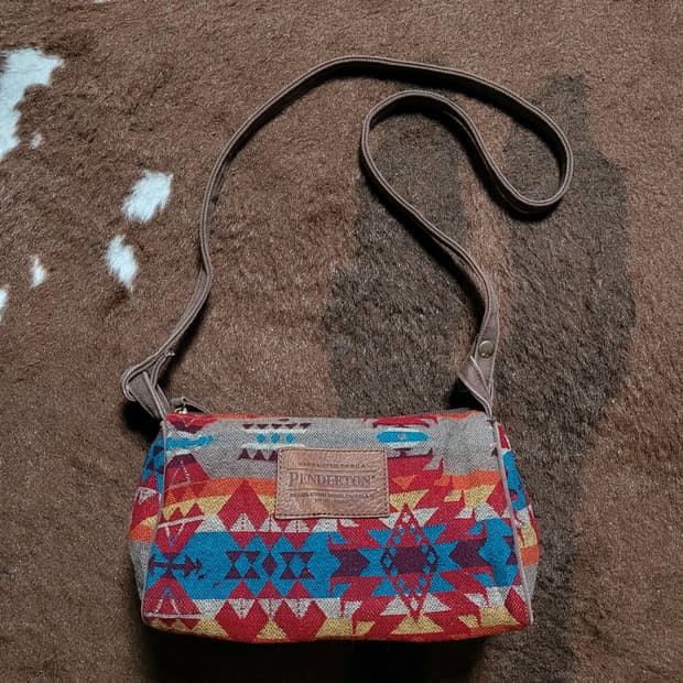 펜들턴 남녀공용 패브릭 나바호 패턴 크로스백 (23*17)