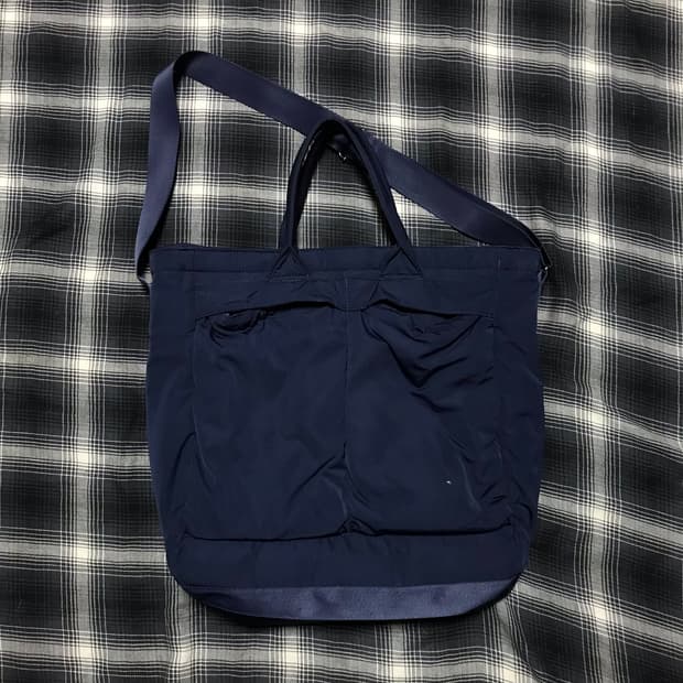 유니클로 c 탱커 헬멧백 2way 네이비 2nd 시즌 상품