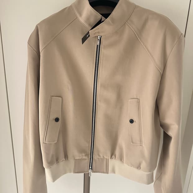 [L] 준느 j38 바라쿠타 베이지