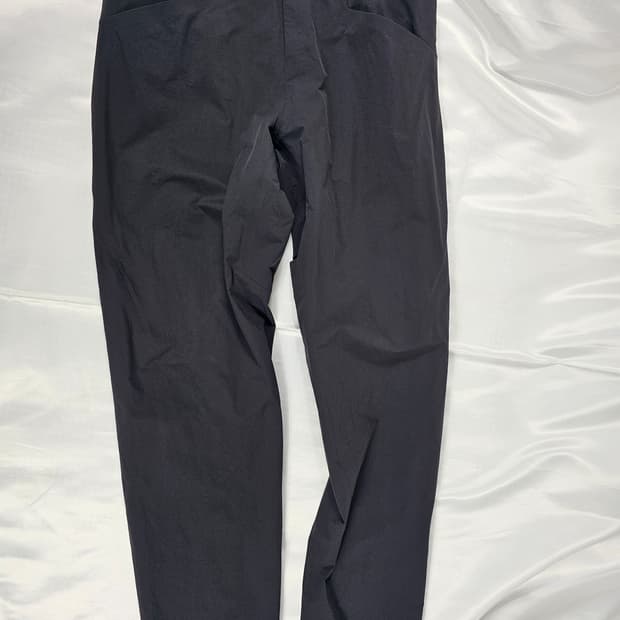 아크테릭스베일런스보로노이팬츠