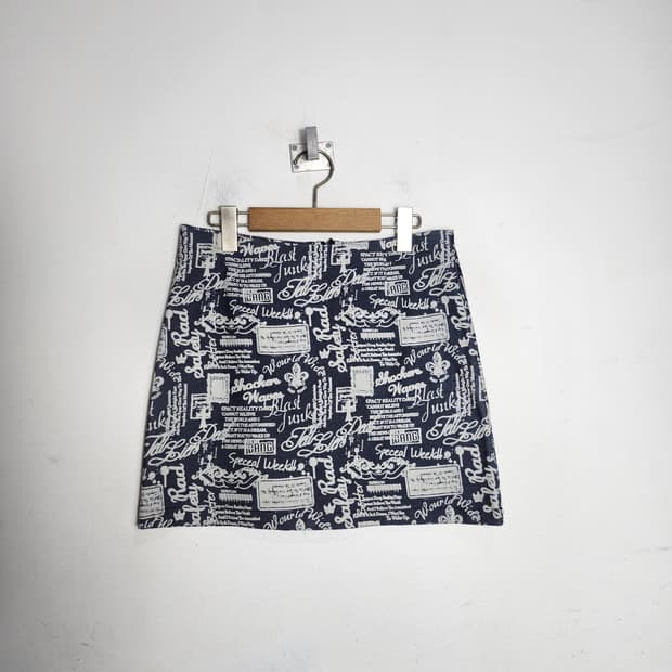 빈티지 레터링 그래픽 미니 스커트