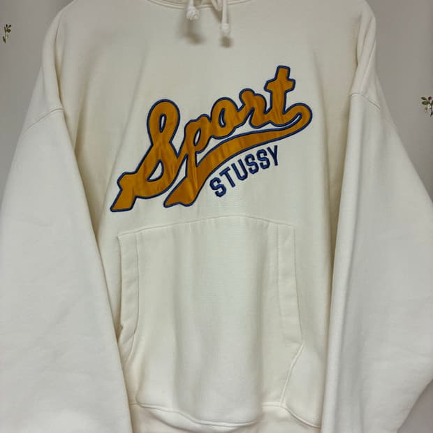 [S] 스투시 사틴 패치 오버사이즈 후드 오프 화이트