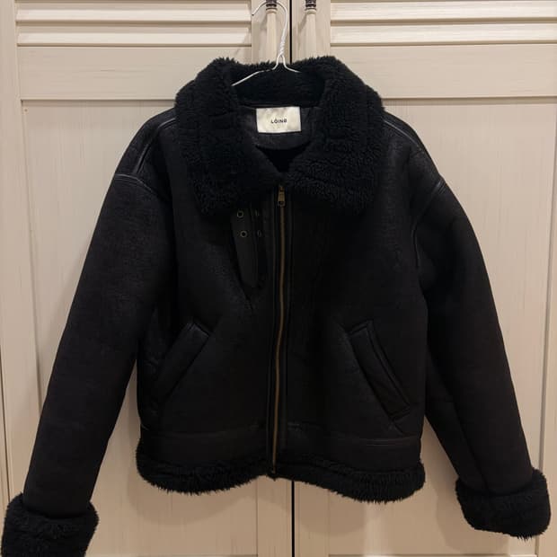 어텀 무스탕 자켓 블랙