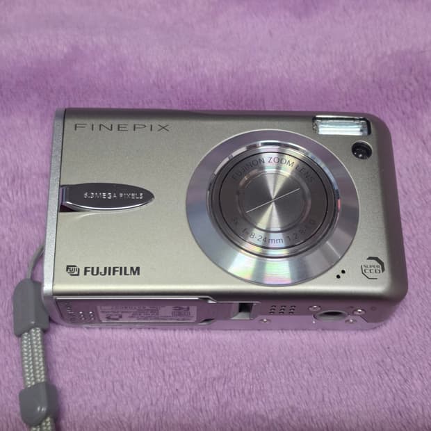 후지 파인픽스 F30 팝니다.
