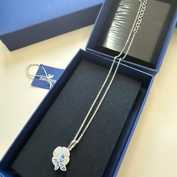 새상품) 스와로브스키 크리스탈 플라워 목걸이 다이아 금 골드 은 제이에스