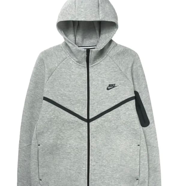 나이키 테크팩 S 후드집업 구해요