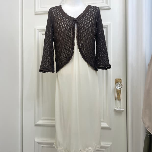 brown bow point crochet cardigan