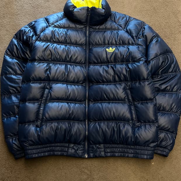 아디다스 올드스쿨 파이어버드 구스다운 경량패딩 처분 