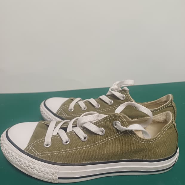 컨버스 척테일러 올스타 로우 '카키' 220mm (상태 양호)