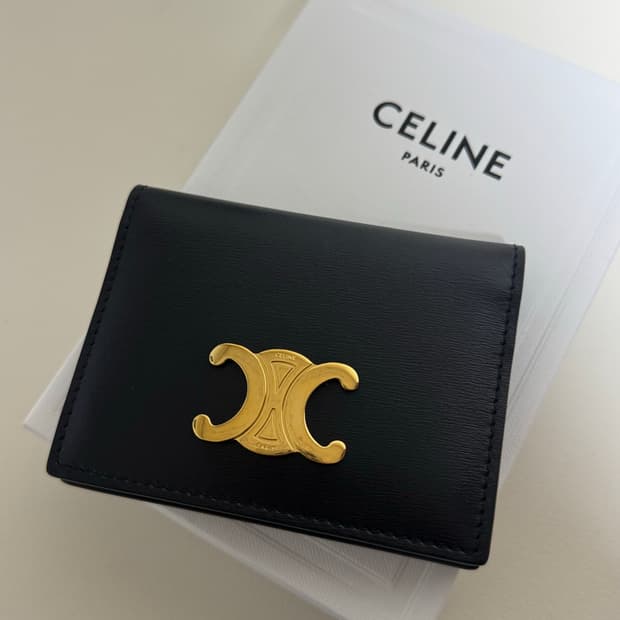 셀린느 바이폴드 카드 지갑