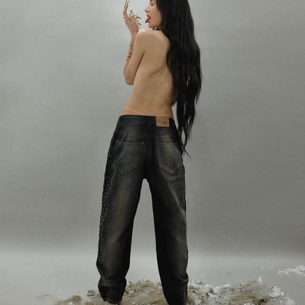 604service Beaded U Shape Waist Jean