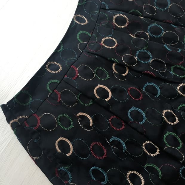 jpn빈티지 패턴 검정치마