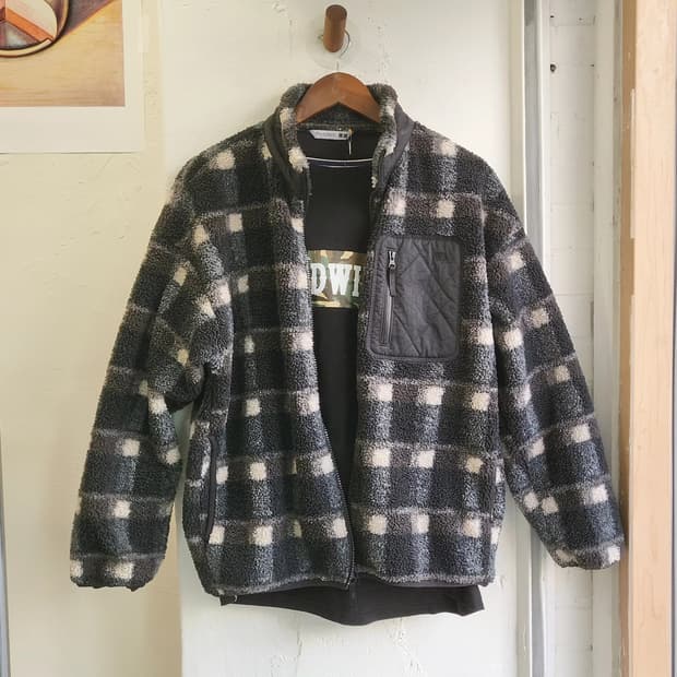 JW앤더슨 x 유니클로 체크 플리스 자켓