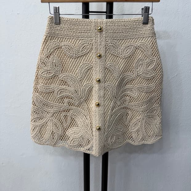 정품) 마쥬 아이보리색 크로셰 뜨개 스커트 36