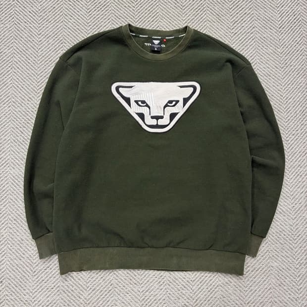 다이나핏 로고 자수 맨투맨 v1987