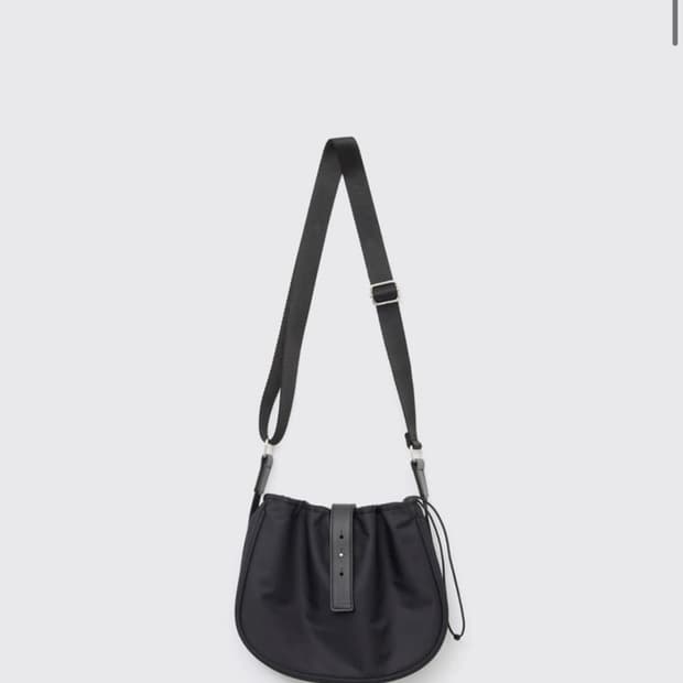 해칭룸 웨이비 미니 백 핀매합니다