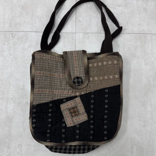 •빈티지 패치워크 패브릭 토트백