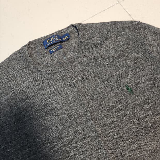 폴로 랄프로렌 메리노울 슬림핏 니트 회색