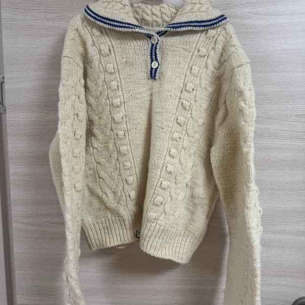 Mused 뮤제드 세일러 니트