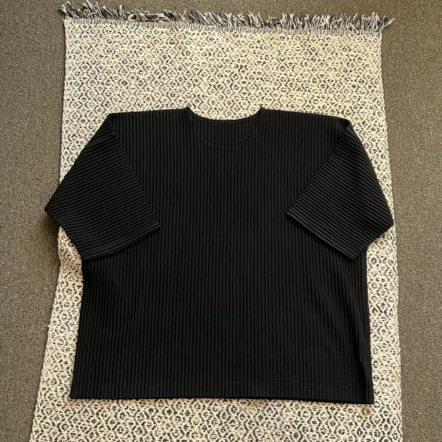 이세이미야케 옴므플리세 반팔 T 