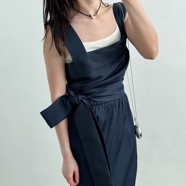 3.1 Phillip Lim 필립림 스퀘어넥 원피스 (navy)