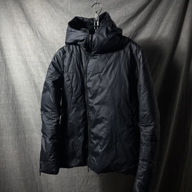 ATTACHMENT Asymmetric Down Jacket 