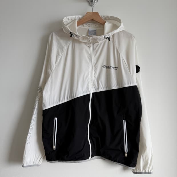 디스커버리(Discovery) 경량 바람막이 윈드브레이커