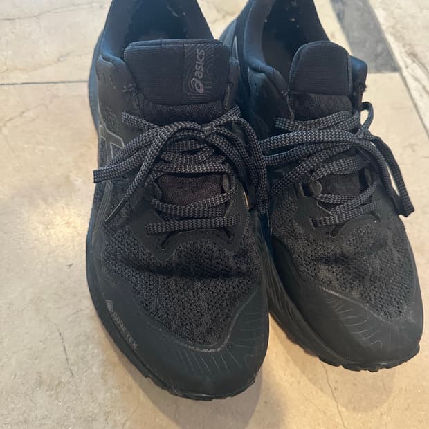 아식스 젤트라부코 고어텍스 260