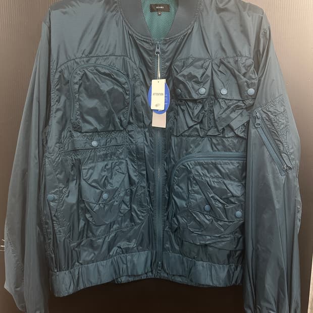 빔즈(BEAMS) 멀티포켓 MA-1