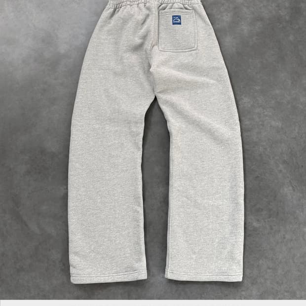 아킴보 스웻팬츠