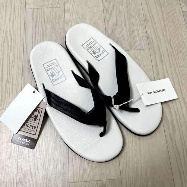 아일랜드/ 화이트 블랙 레더 슬리퍼/ 11