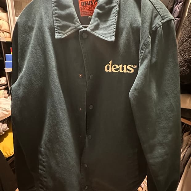 데우스 엑스 마키나 STRATA KOREA CANVAS COACH